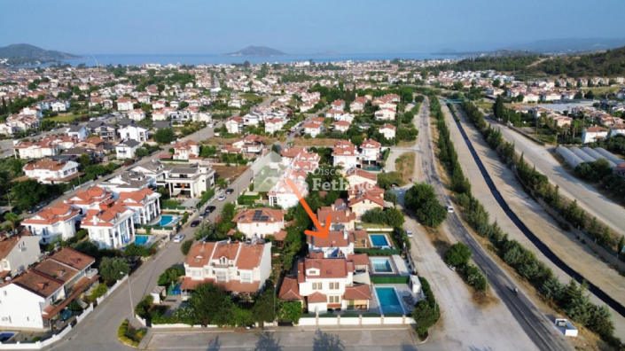 Image No.4-4 Bed Villa for sale