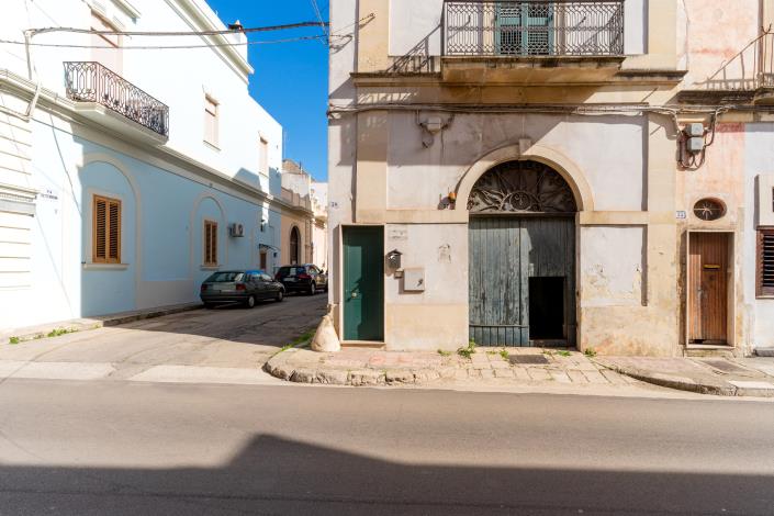 Image No.2-3 Bed Townhouse for sale