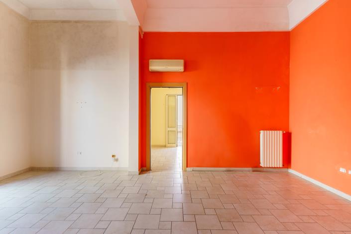 Image No.18-3 Bed Townhouse for sale