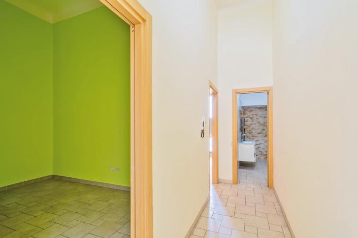 Image No.28-3 Bed Townhouse for sale