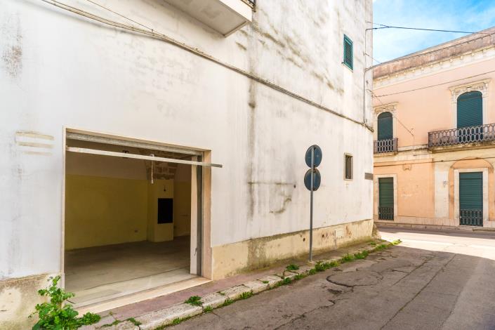 Image No.40-3 Bed Townhouse for sale