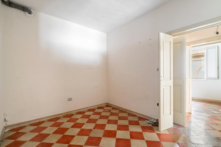 Image No.46-3 Bed Townhouse for sale