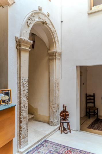 Image No.53-7 Bed Hotel for sale