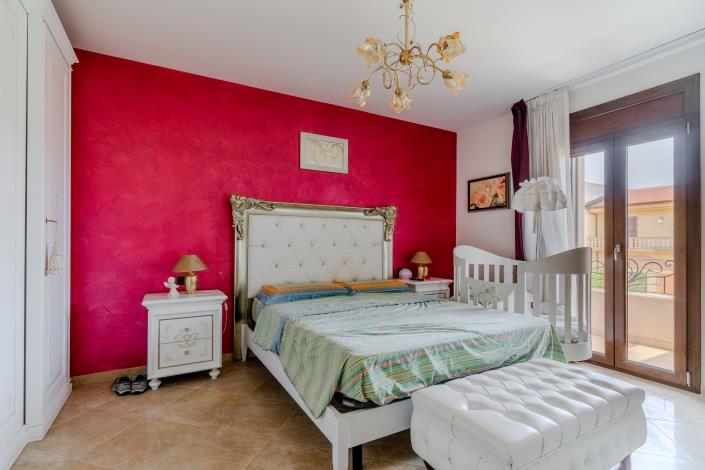 Image No.12-4 Bed Villa for sale