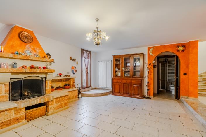 Image No.29-4 Bed Villa for sale