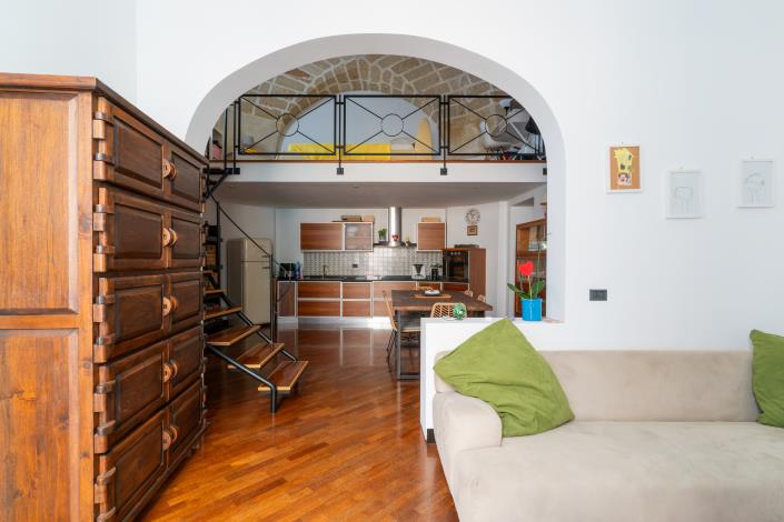 Image No.12-2 Bed Apartment for sale