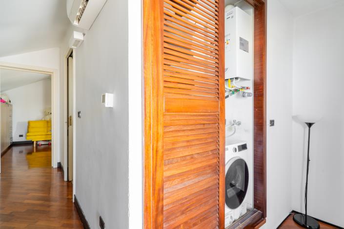 Image No.21-2 Bed Apartment for sale