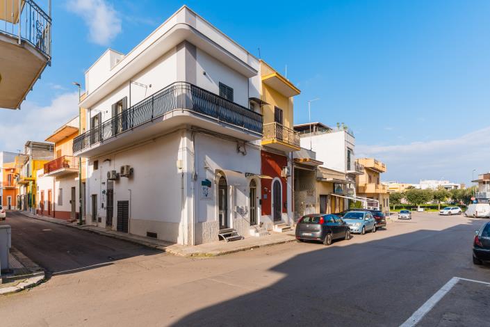 Image No.20-1 Bed Apartment for sale