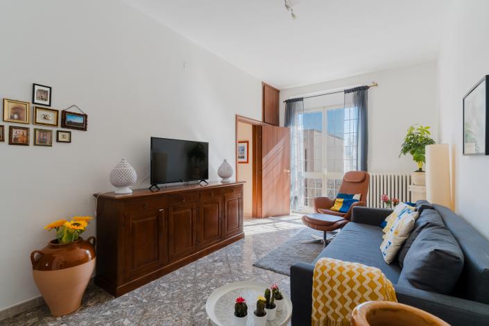 Image No.33-2 Bed Apartment for sale