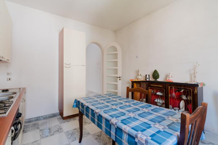 Image No.23-2 Bed Apartment for sale