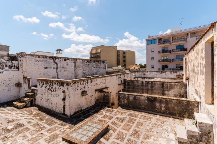 Image No.44-7 Bed Mansion for sale