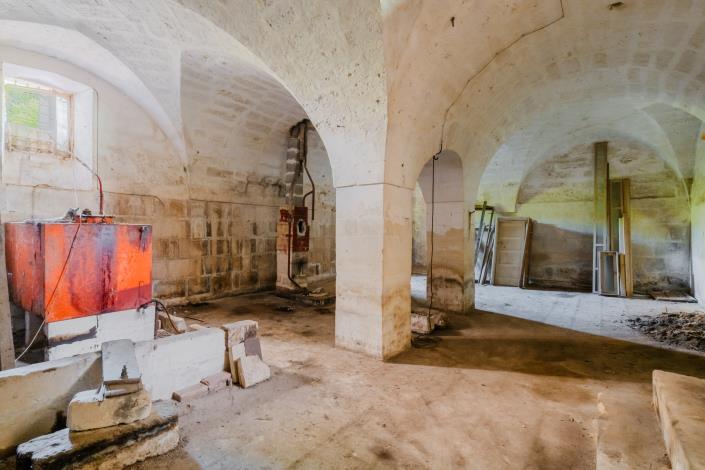 Image No.46-7 Bed Mansion for sale