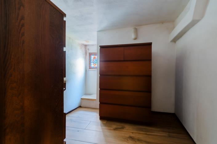 Image No.31-2 Bed Townhouse for sale