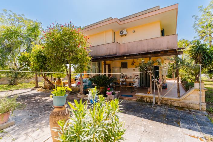 Image No.16-5 Bed Villa / Detached for sale