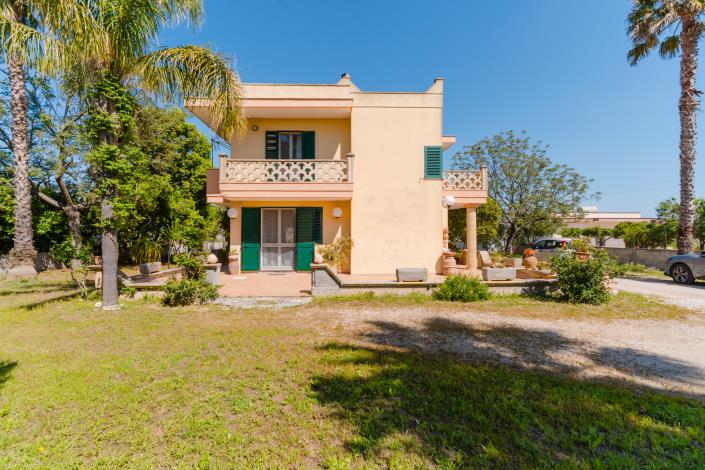 Image No.29-5 Bed Villa / Detached for sale