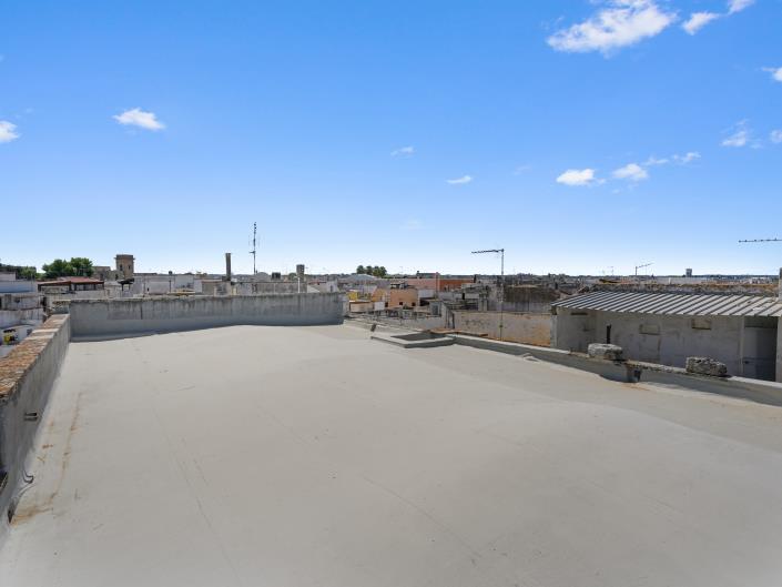 Image No.24-2 Bed Apartment for sale