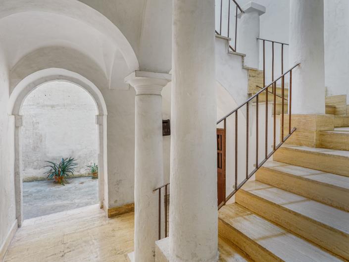 Image No.27-2 Bed Apartment for sale