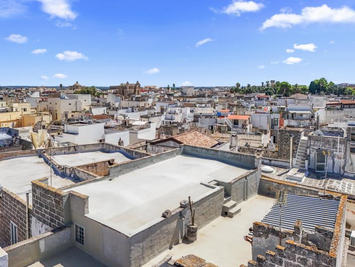 Image No.37-2 Bed Apartment for sale