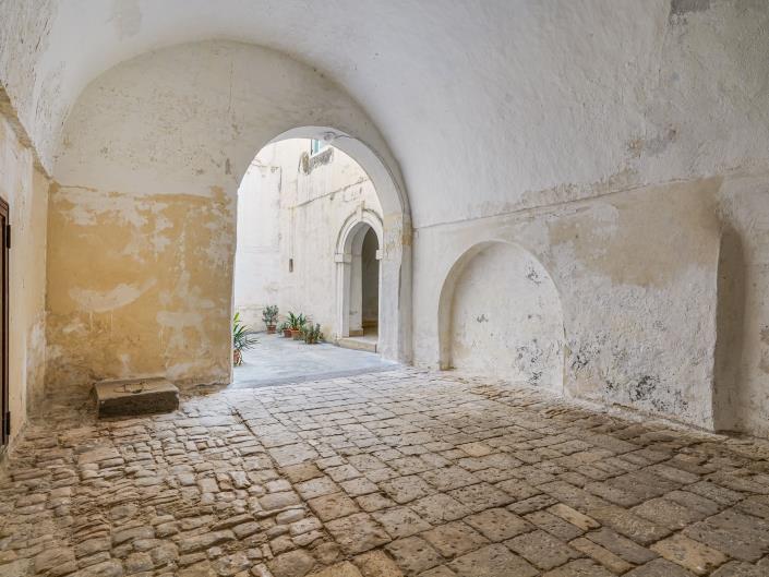 Image No.44-2 Bed Apartment for sale