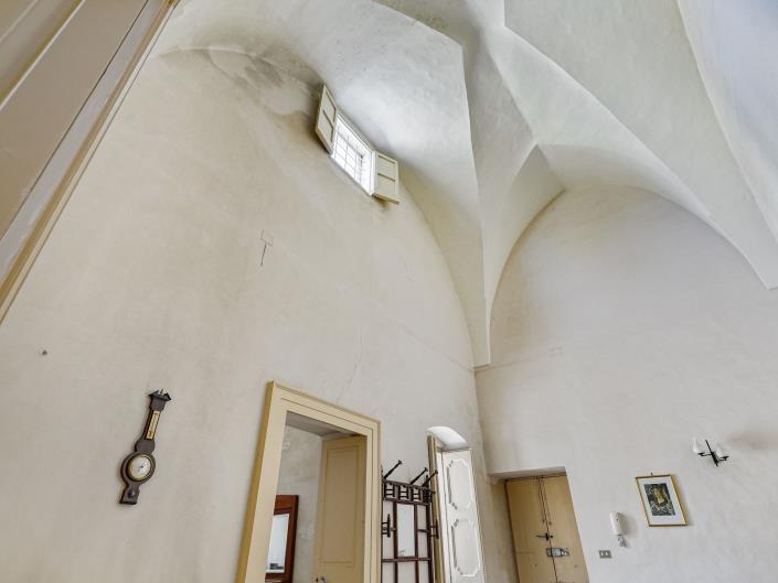 Image No.50-2 Bed Apartment for sale