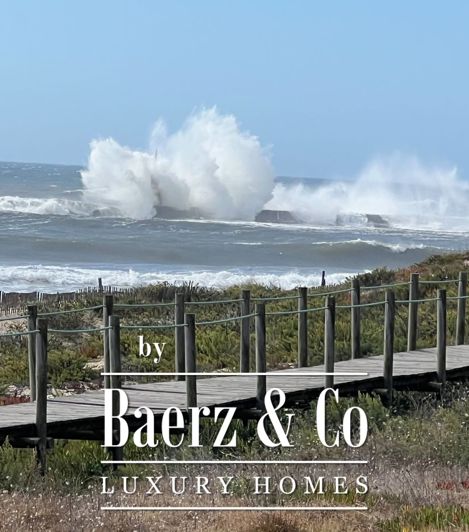 Image No.20-8 Bed Property for sale