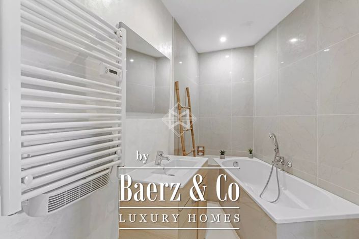 Image No.17-Villa de 7 chambres à vendre à Le Pradet