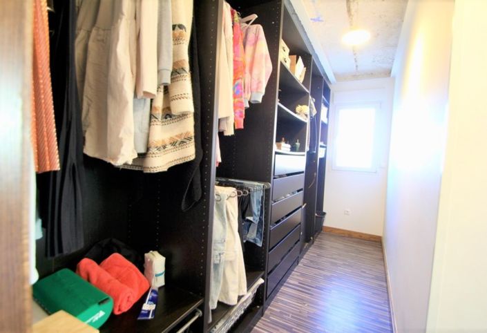 Image No.10-3 Bed Villa for sale