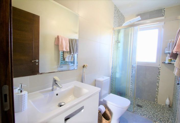 Image No.13-3 Bed Villa for sale