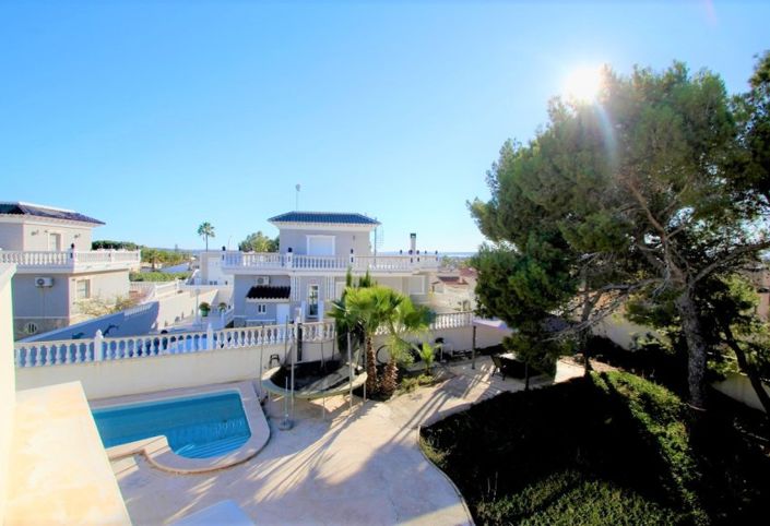 Image No.19-3 Bed Villa for sale