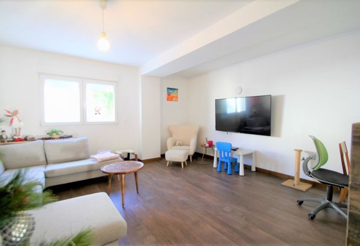 Image No.7-3 Bed Villa for sale