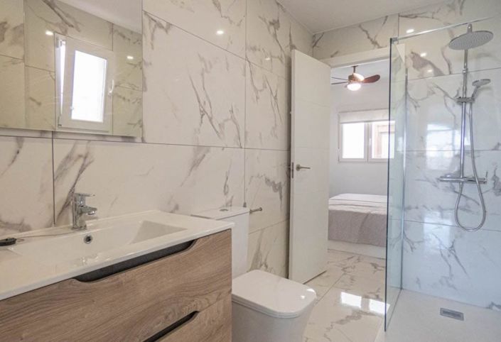 Image No.9-1 Bed Apartment for sale