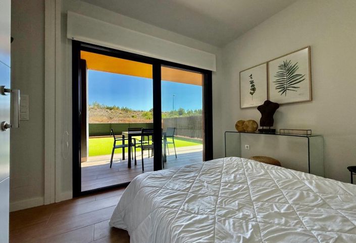 Image No.12-2 Bed Apartment for sale