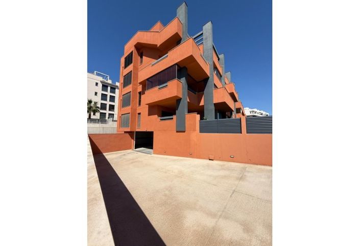 Image No.16-2 Bed Apartment for sale