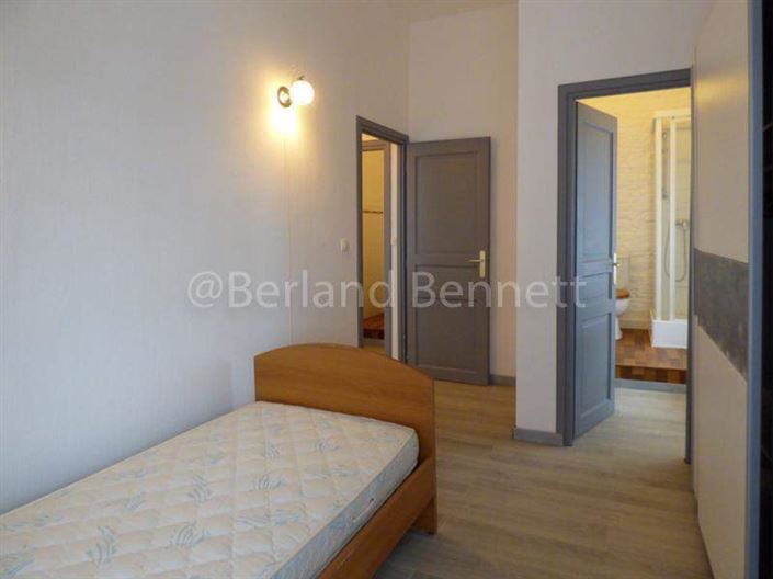 Image No.11-2 Bed House for sale