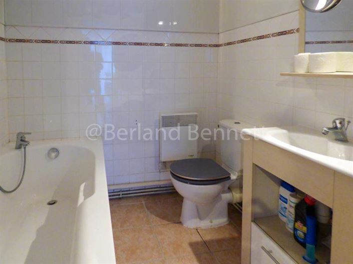 Image No.6-2 Bed House for sale