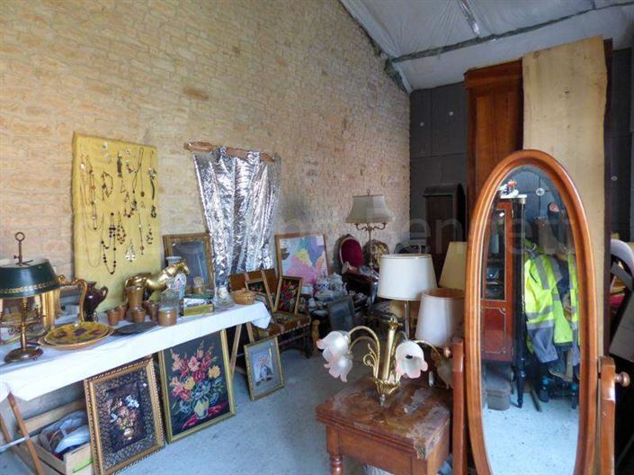 Image No.3-1 Bed House for sale