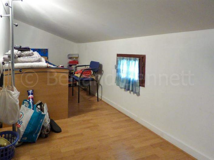 Image No.11-Maison de 4 chambres à vendre à Chef-Boutonne