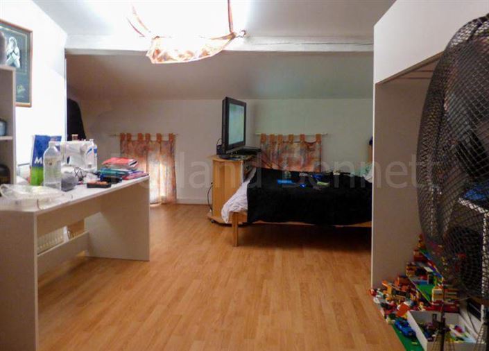 Image No.12-Maison de 4 chambres à vendre à Chef-Boutonne