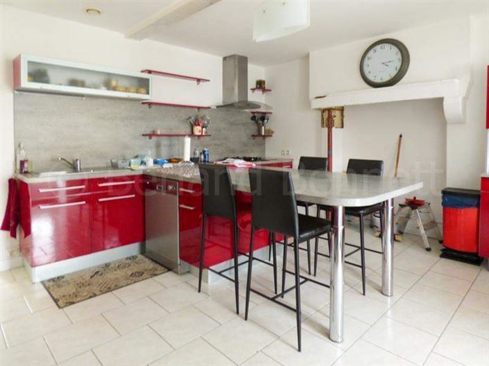 Image No.3-Maison de 4 chambres à vendre à Chef-Boutonne