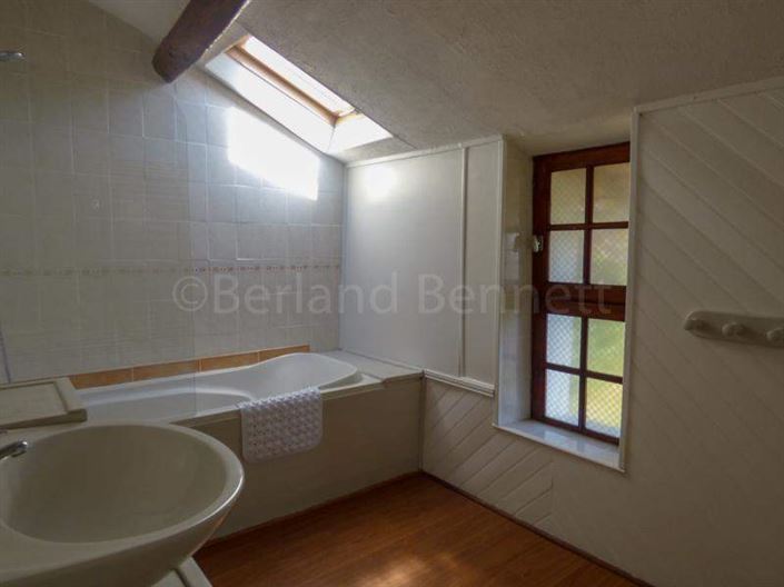 Image No.12-Maison de 9 chambres à vendre à Sauzé-Vaussais