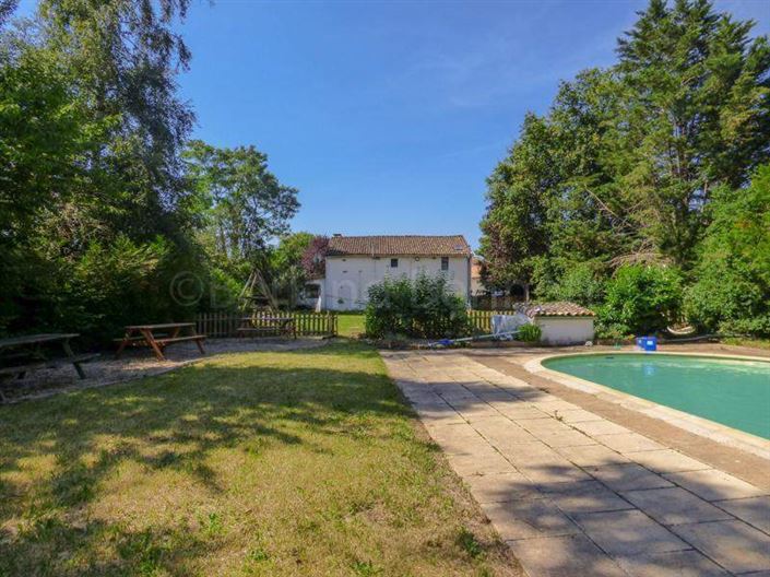 Image No.32-Maison de 9 chambres à vendre à Sauzé-Vaussais