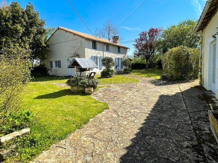 Image No.37-Maison de 9 chambres à vendre à Sauzé-Vaussais