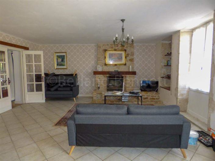 Image No.4-Maison de 9 chambres à vendre à Sauzé-Vaussais