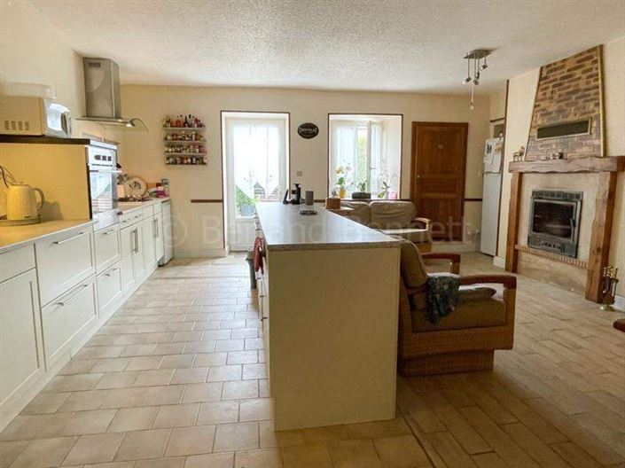 Image No.2-Maison de 3 chambres à vendre à Chef-Boutonne