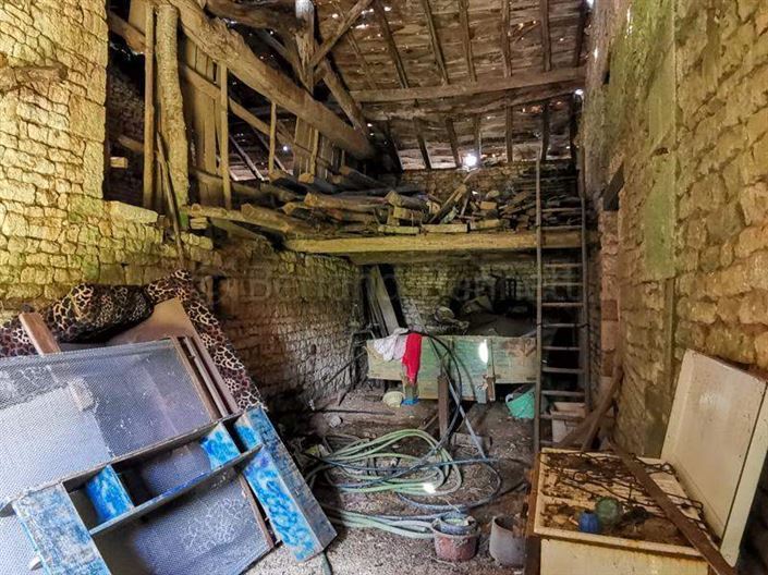 Image No.9-1 Bed House for sale