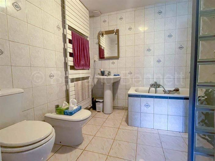 Image No.8-Maison de 3 chambres à vendre à Sauzé-Vaussais