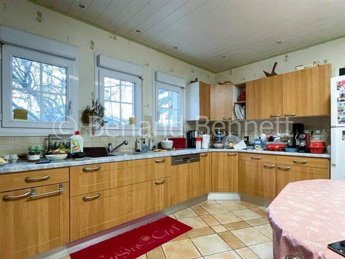 Image No.5-Maison de 4 chambres à vendre à Chef-Boutonne