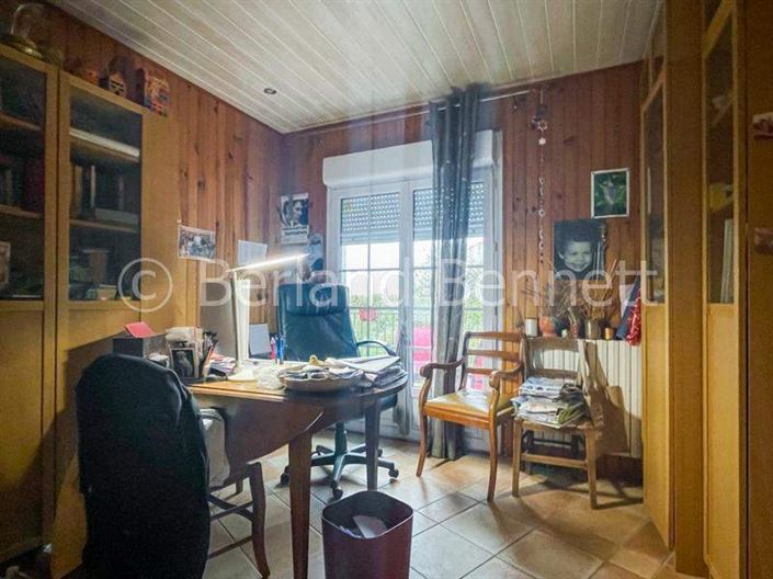 Image No.9-Maison de 4 chambres à vendre à Chef-Boutonne