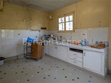 d18702d6-027a-4156-2d15-17682a177f11