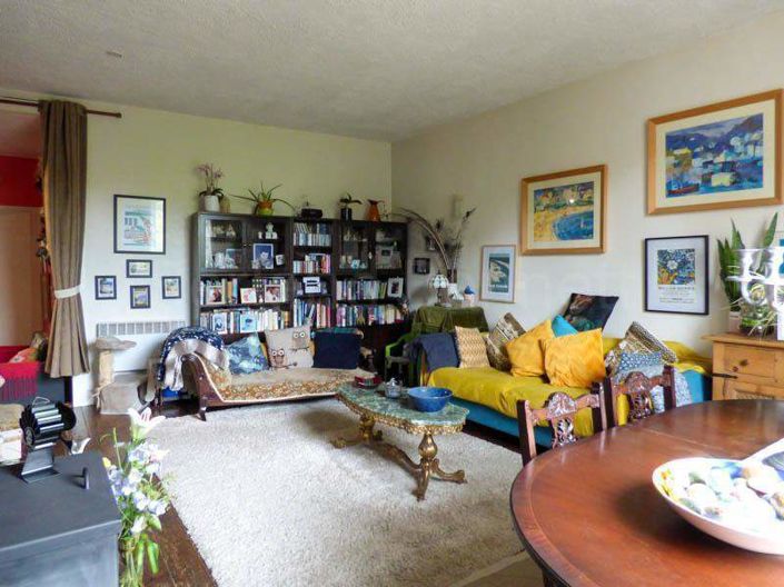 Image No.12-2 Bed House for sale